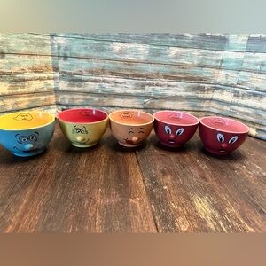Set of 5 funny face bowls